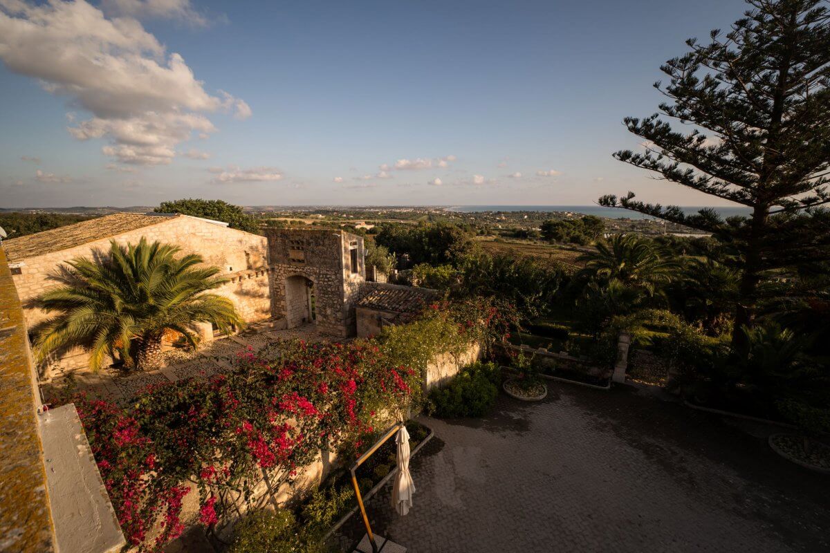 Widok z tarasu Villa Barone Alfieri