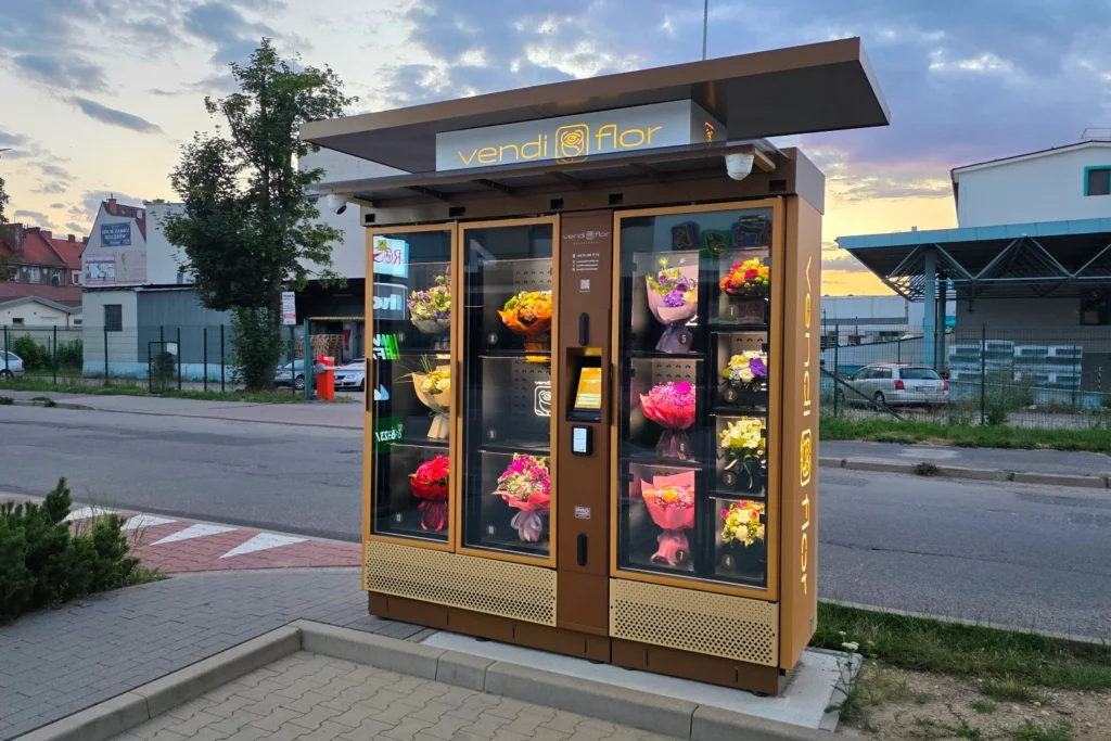 Nowoczesny Kwiatomat VendiFlor z gotowymi bukietami dostępny przez całą dobę